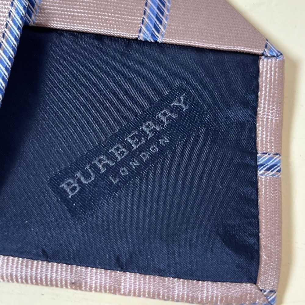Burberry London 100% Silk Made in Italy Classic Stripe Power Tie Luxury - Picture 7 of 8